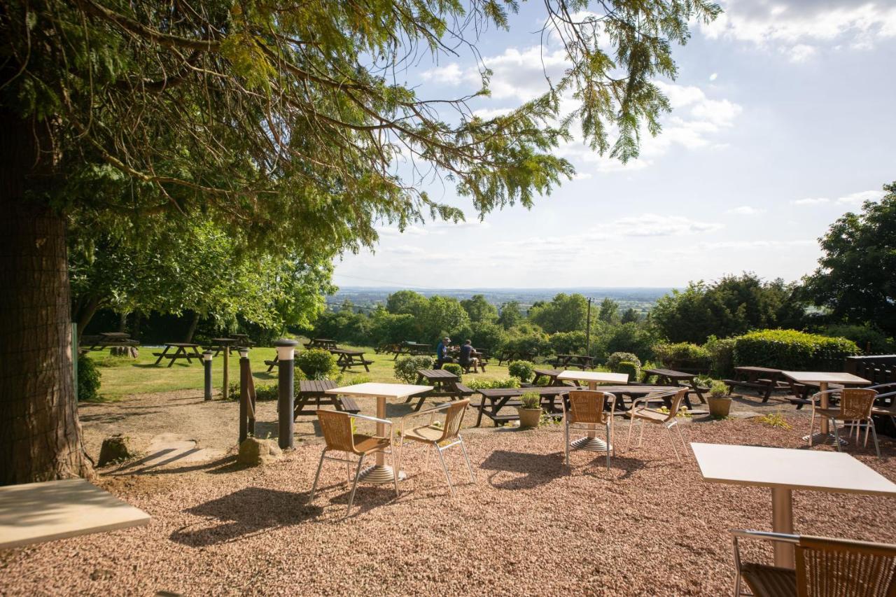 Rising Sun Pub, Restaurant And Rooms Lacock Εξωτερικό φωτογραφία